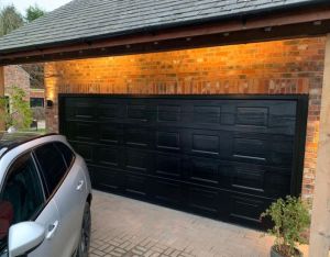 Garage door Preston